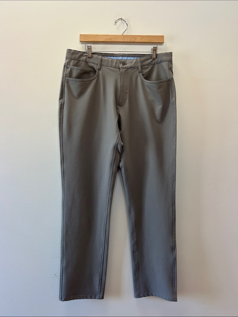FootJoy Men's Gray Straight-Leg Jeans